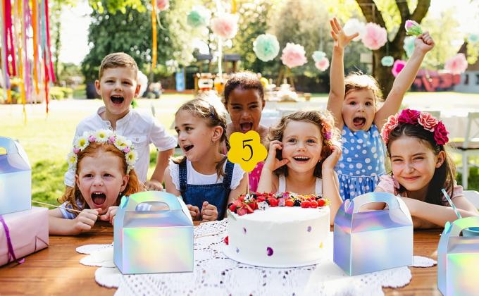 Cajas de regalo para fiestas, cajas de regalo de papel metálico iridiscente, favores artísticos, cajas de caramelos para bodas, cumpleaños 0